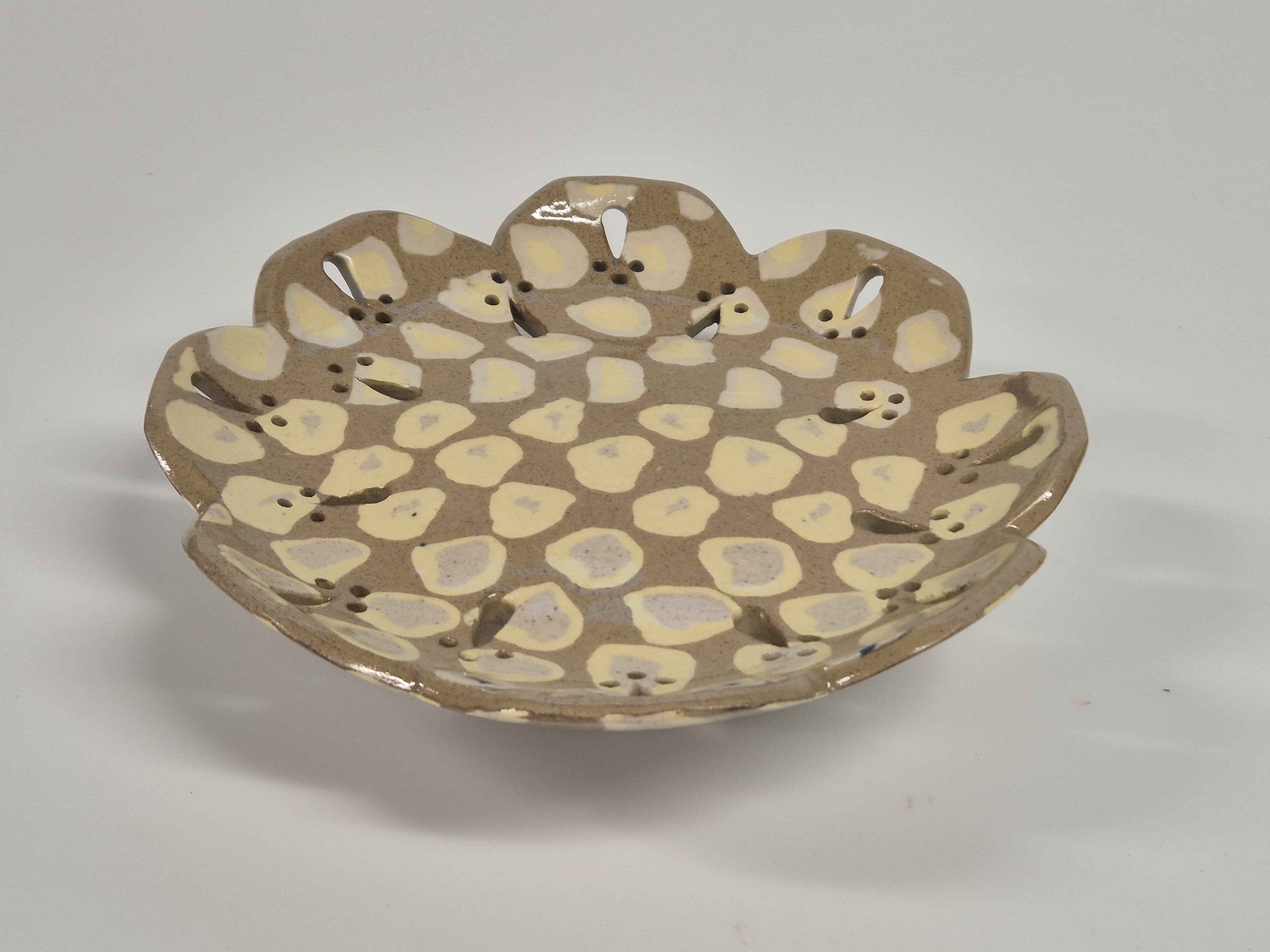 egg pattern nerikomi ceramic bowl with holes